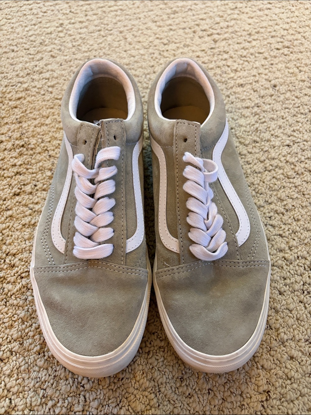 Green suede old skool vans.